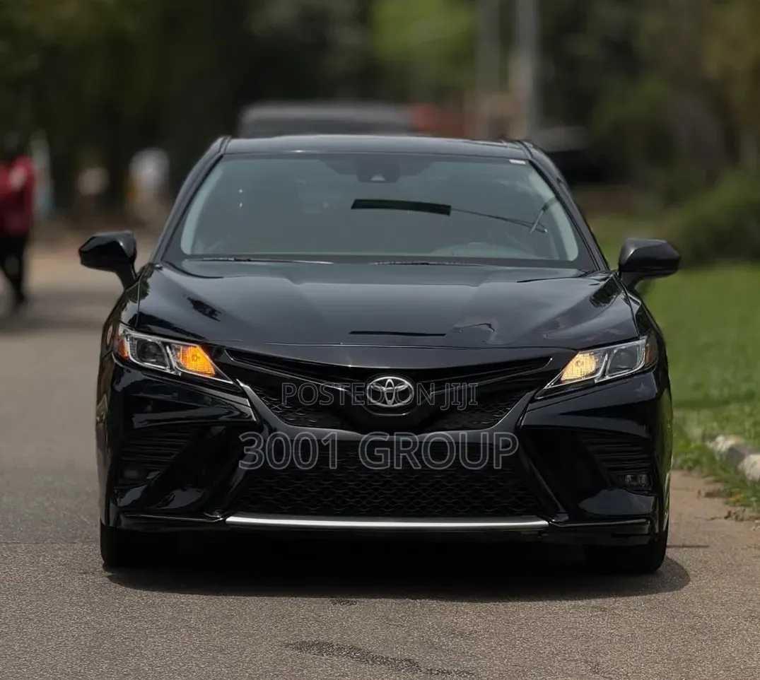 Toyota Camry 2019 Black