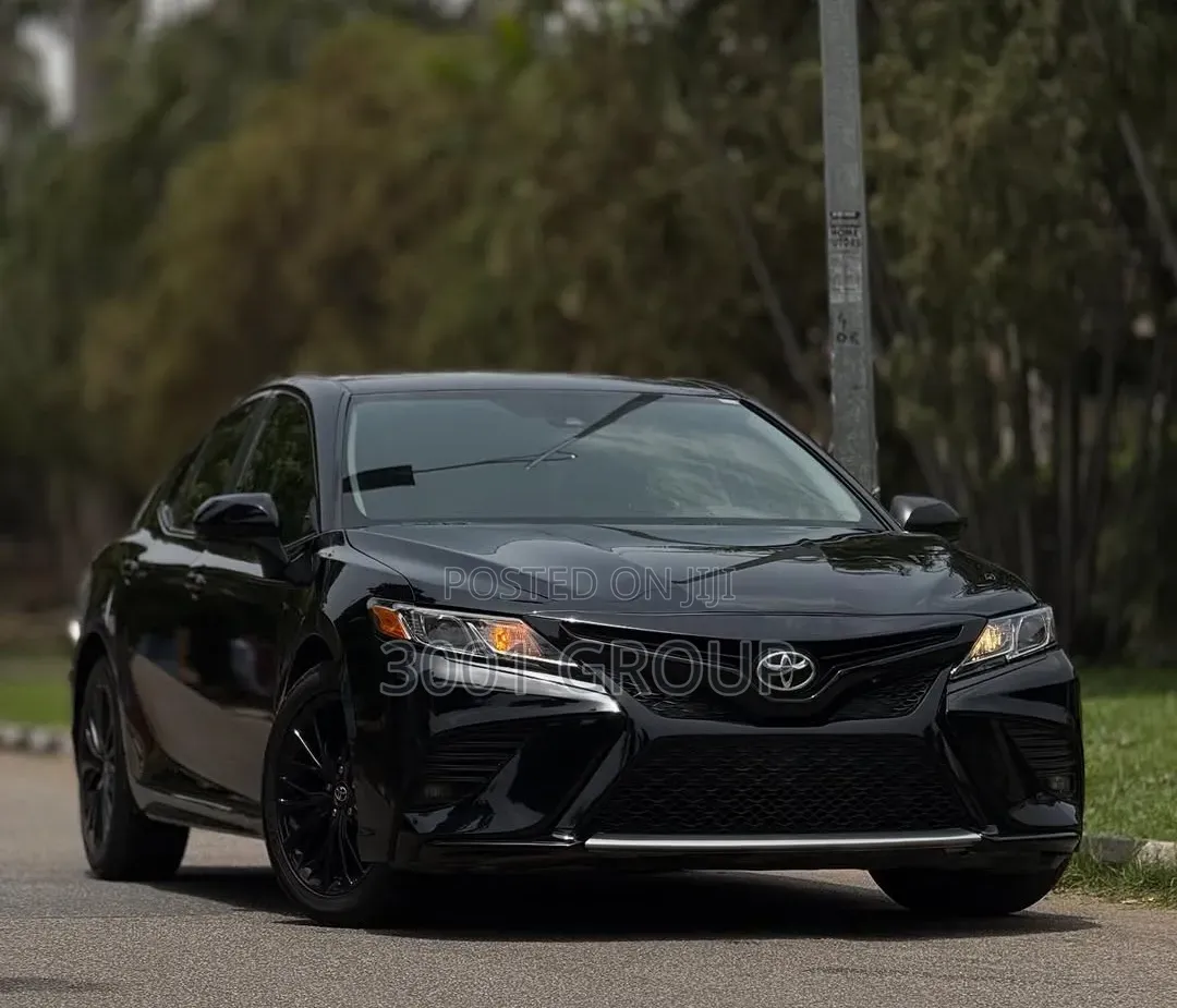 Toyota Camry 2019 Black