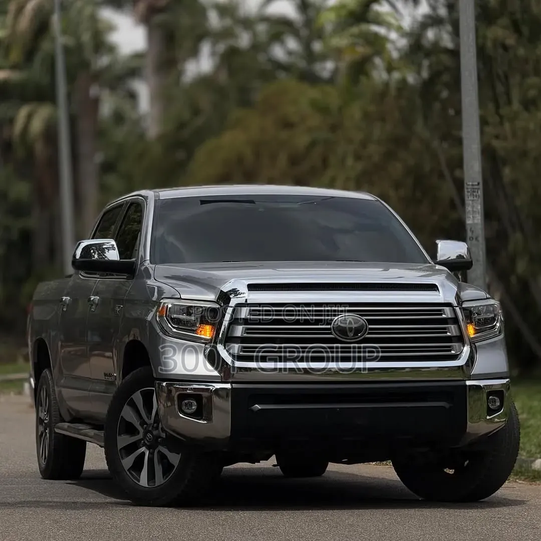 Toyota Tundra 2021 Silver