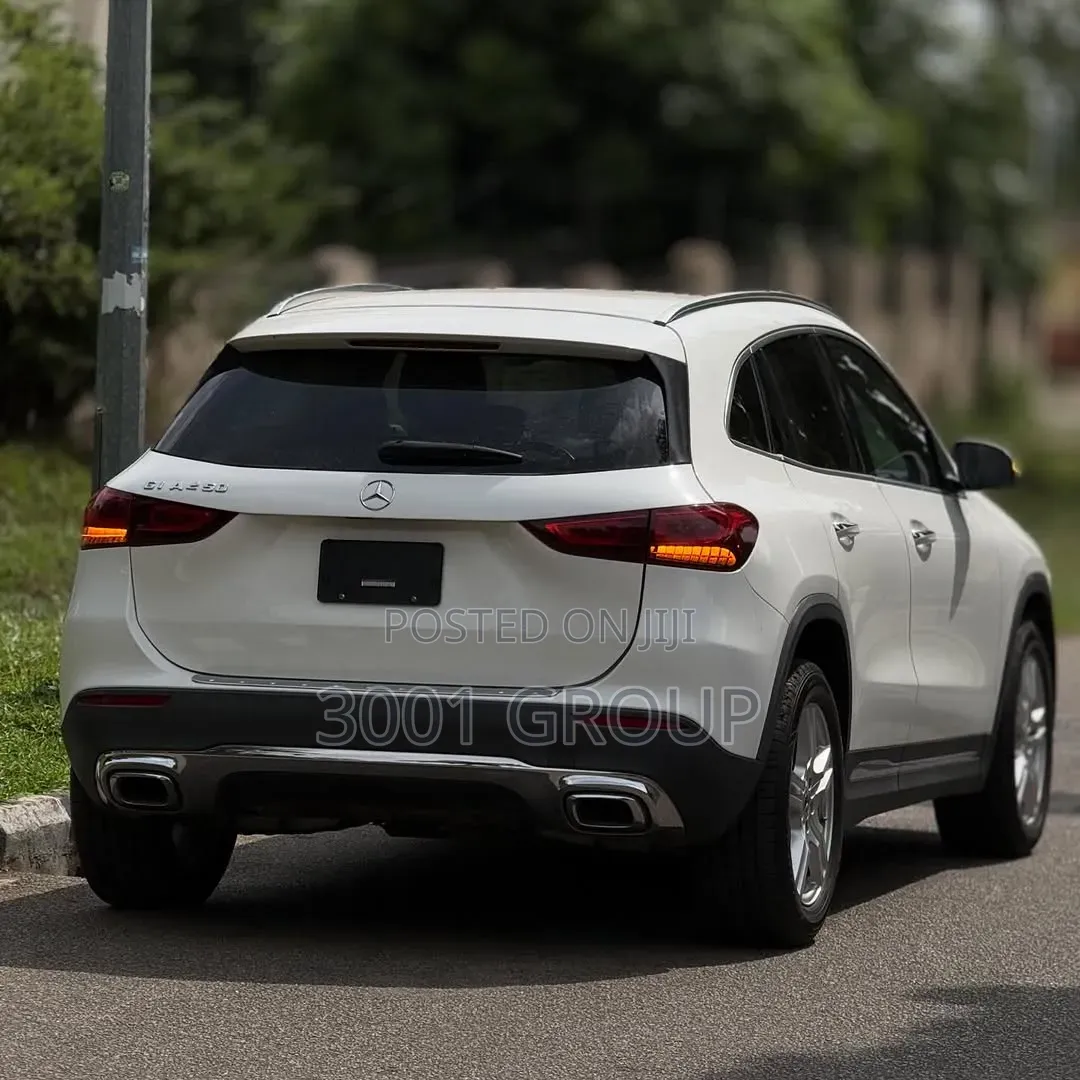 Mercedes-Benz GLA 250 2021 White