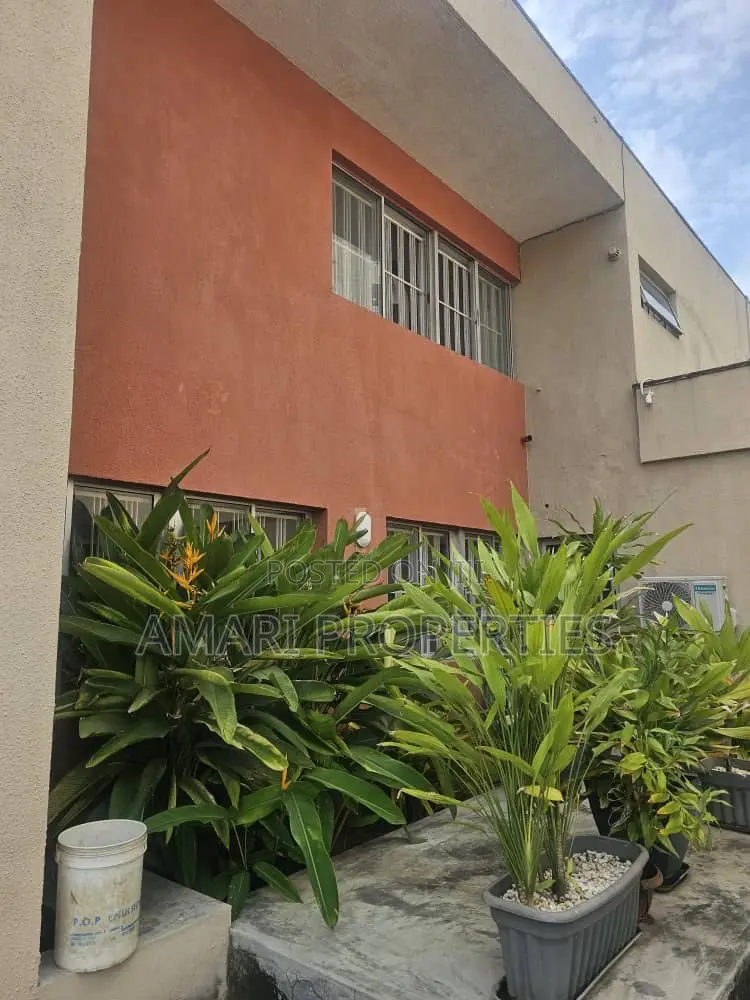 3bdrm Duplex in Victoria Island for rent