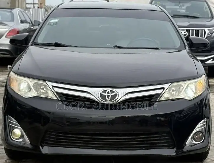Toyota Camry LE 4dr Sedan (2.5L 4cyl 6A) 2013 Black