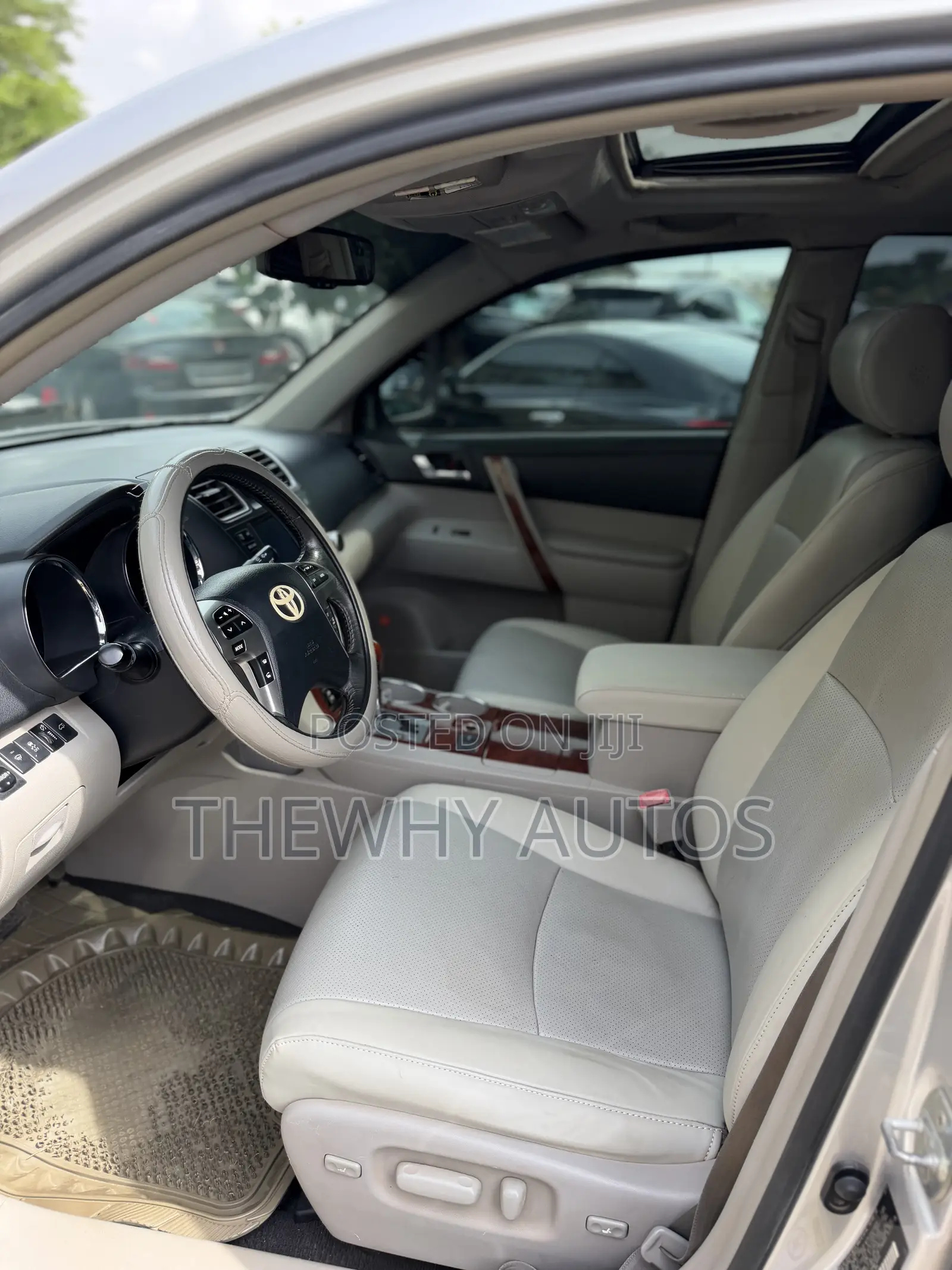 Toyota Highlander Limited 2011 Silver