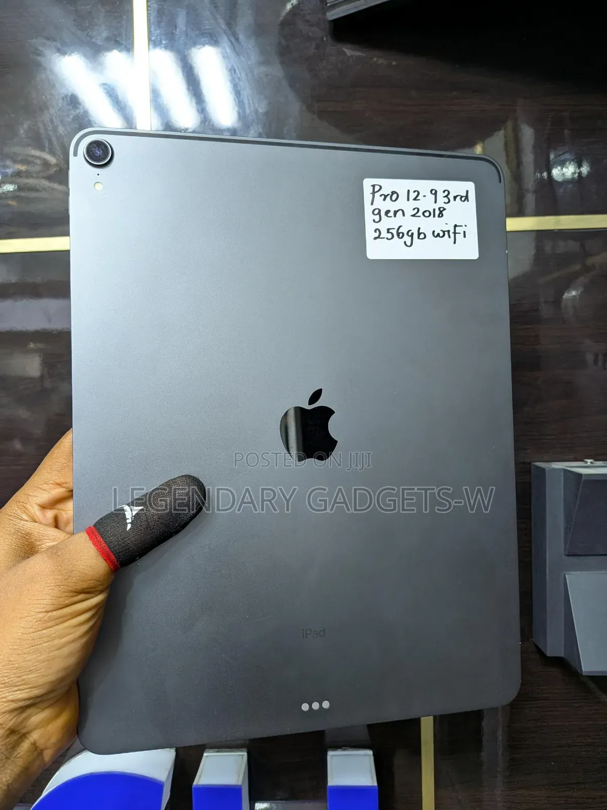 Apple iPad Pro 12.9 (2018) 256 GB Gray