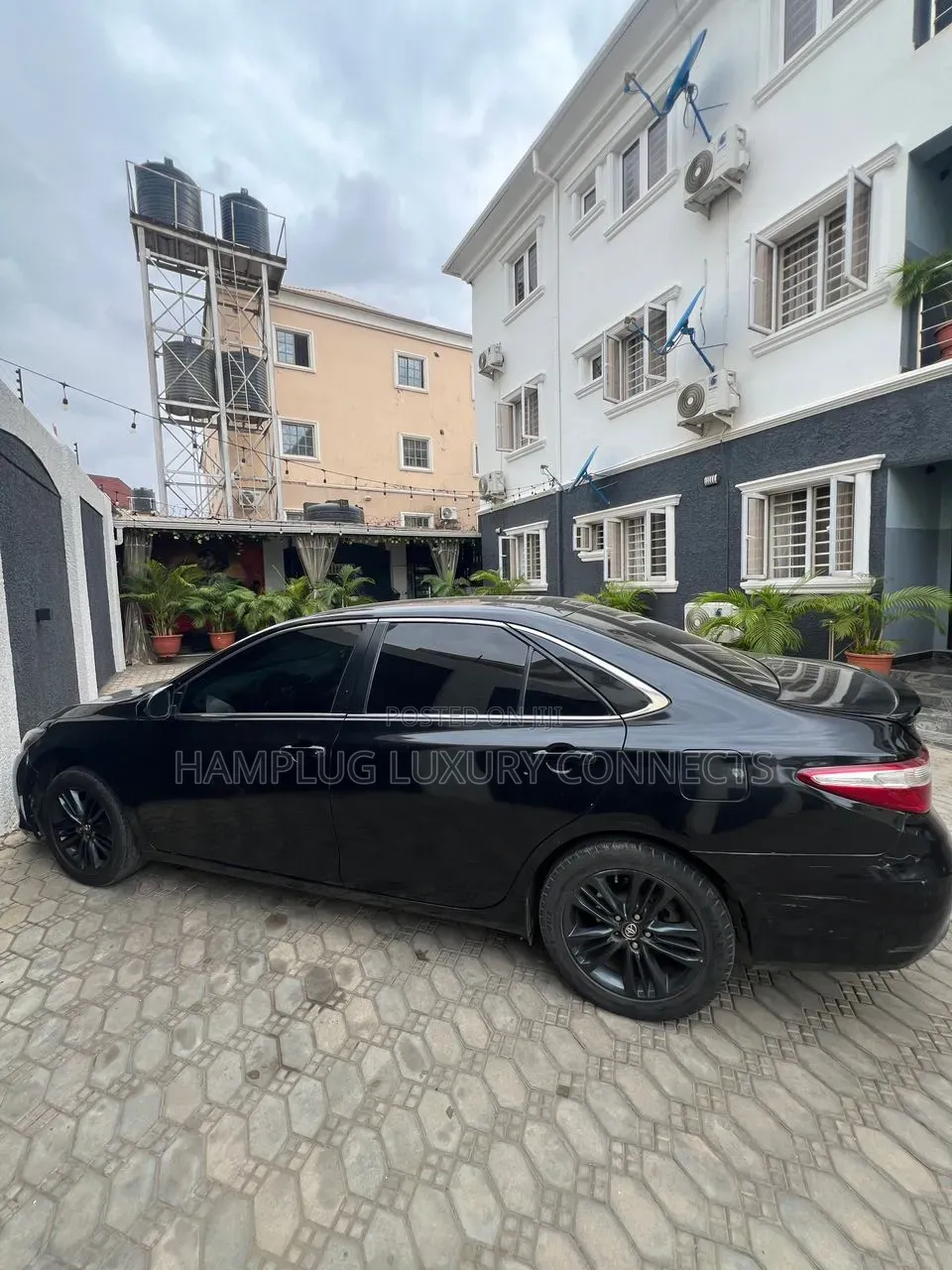 Toyota Camry 2016 Black