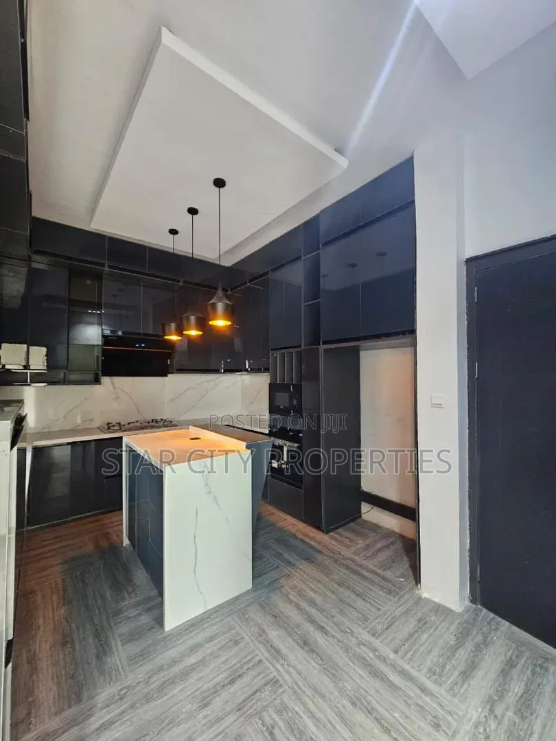 4bdrm Duplex in Magodo, GRA Phase 2 Shangisha for sale