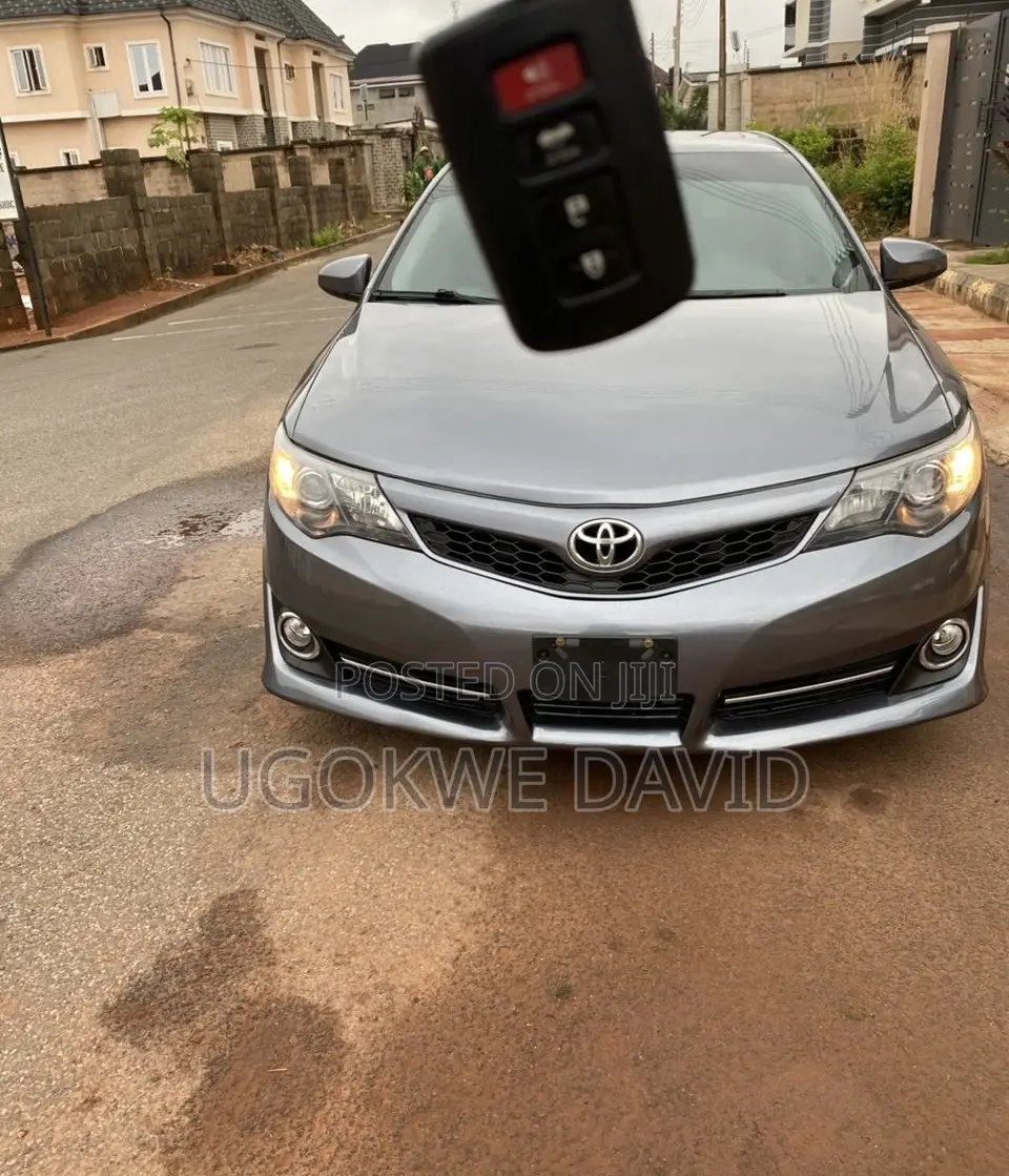 Toyota Camry 2013 Gray