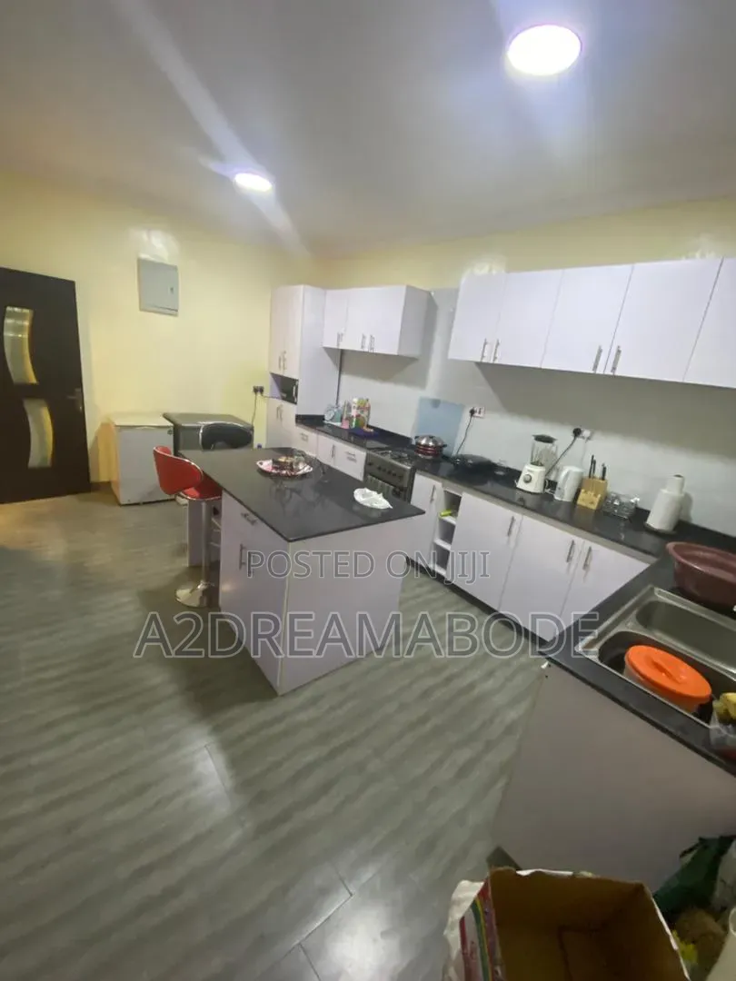 Furnished 3bdrm Apartment in Ikeja, Adeniyi Jones for rent