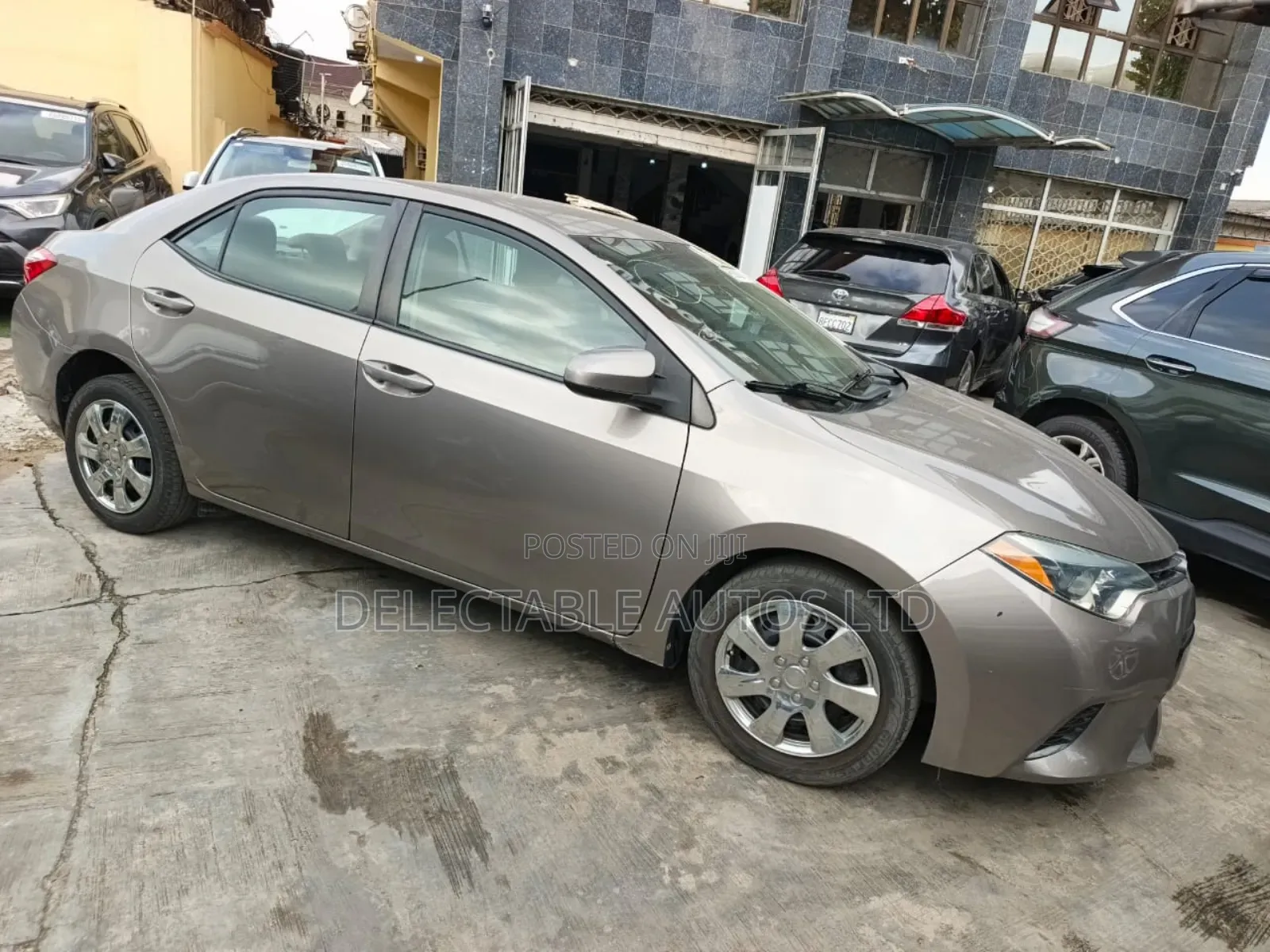 Toyota Corolla 2015 Brown