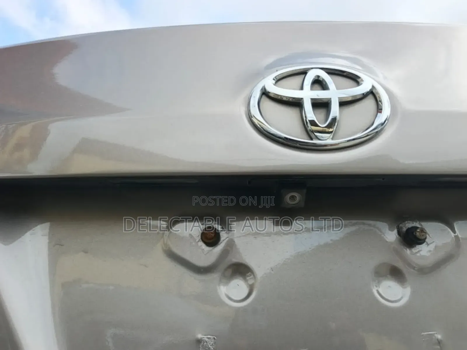 Toyota Corolla 2015 Brown