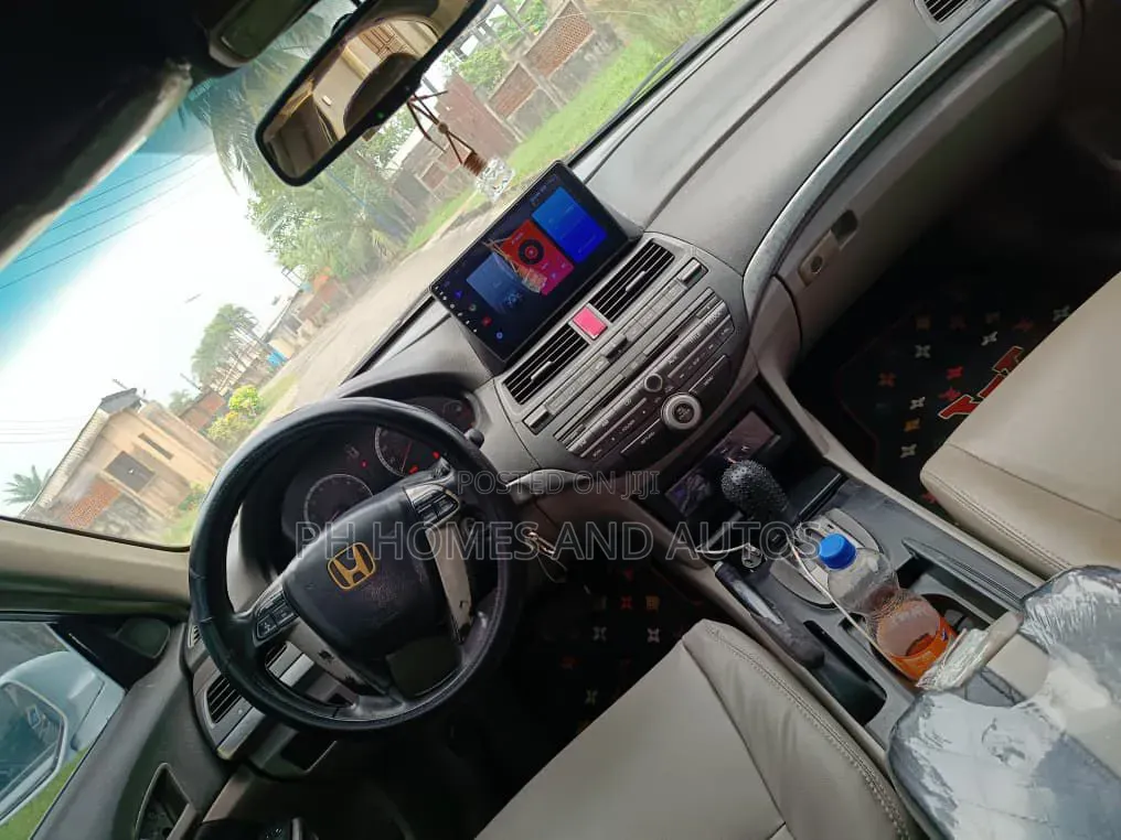 Honda Accord 2009 White