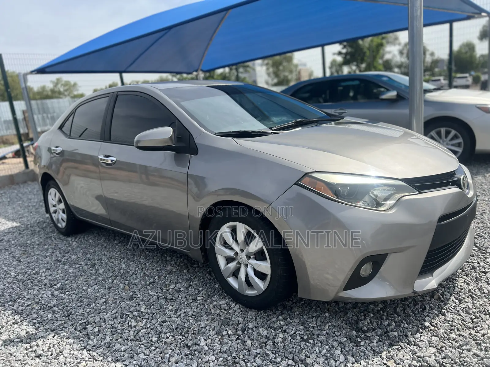 Toyota Corolla LE Plus 4dr Sedan (1.8L 4cyl CVT) 2016 Gray