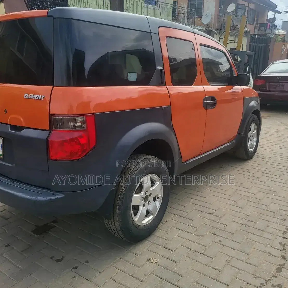 Honda Element LX Automatic 2005 Orange