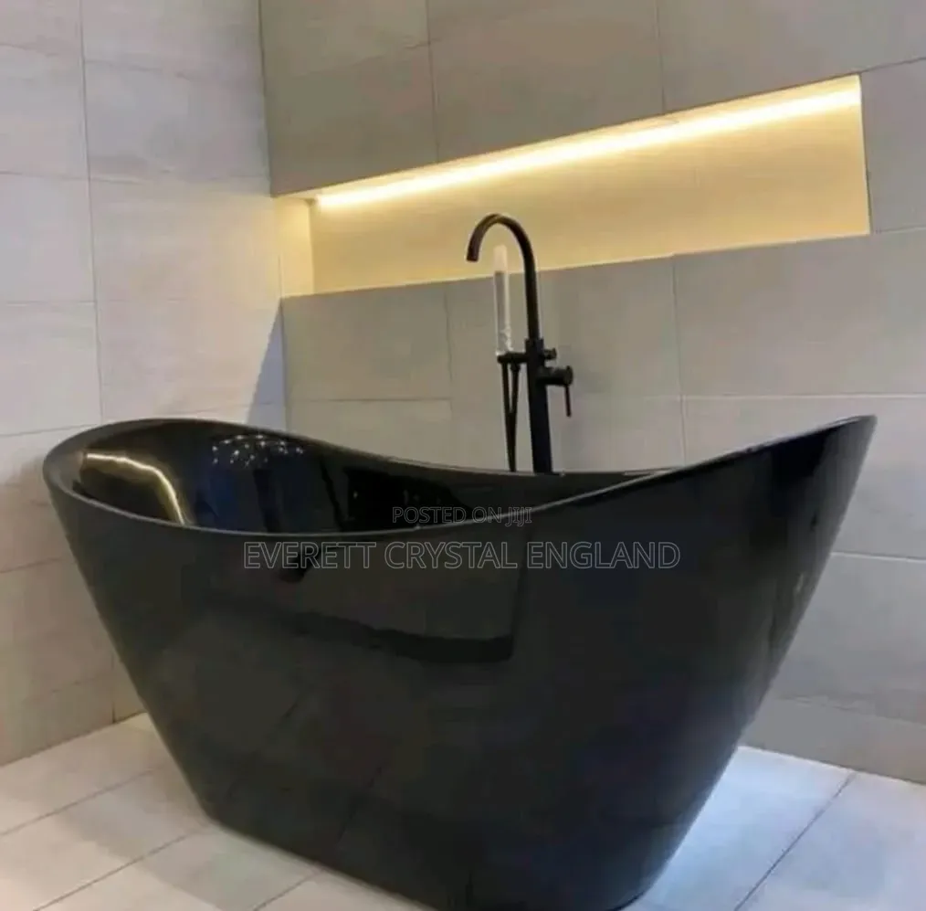 Glossy Black Bathtub