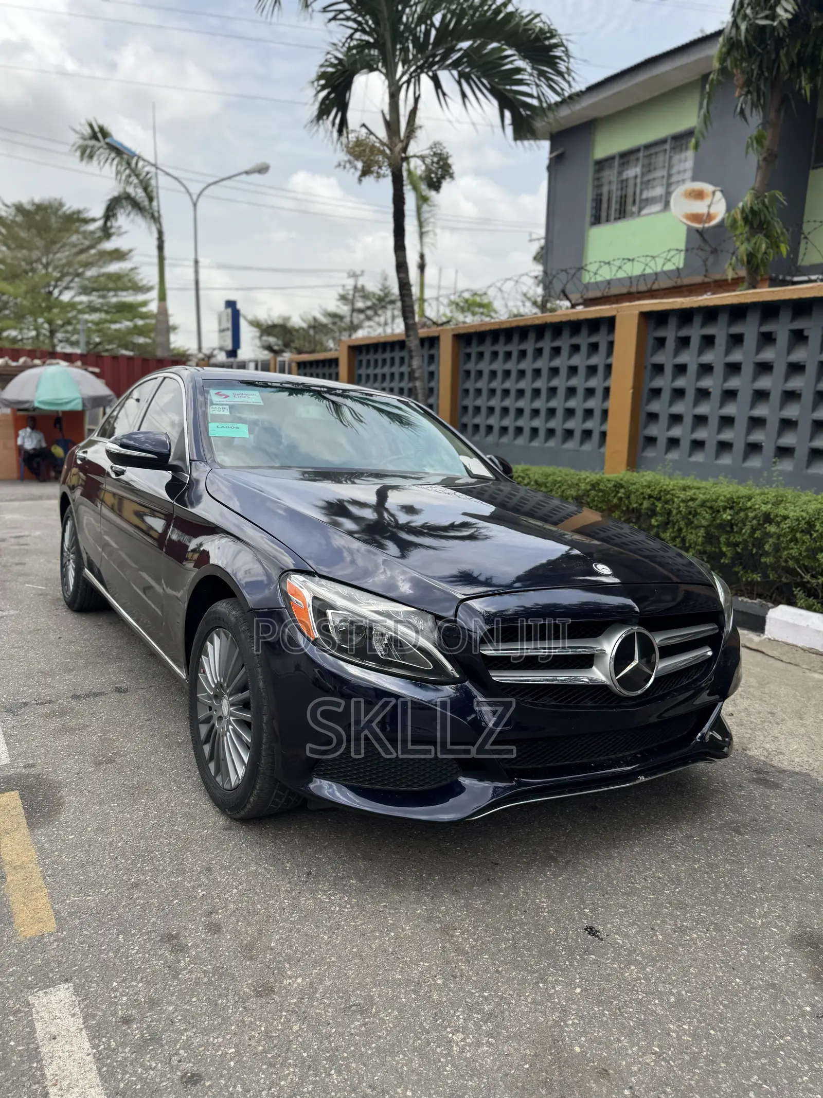 Mercedes-Benz C300 Luxury 4dr AWD 4Matic Sedan (2.0L 4cyl 7A) 2015 Blue