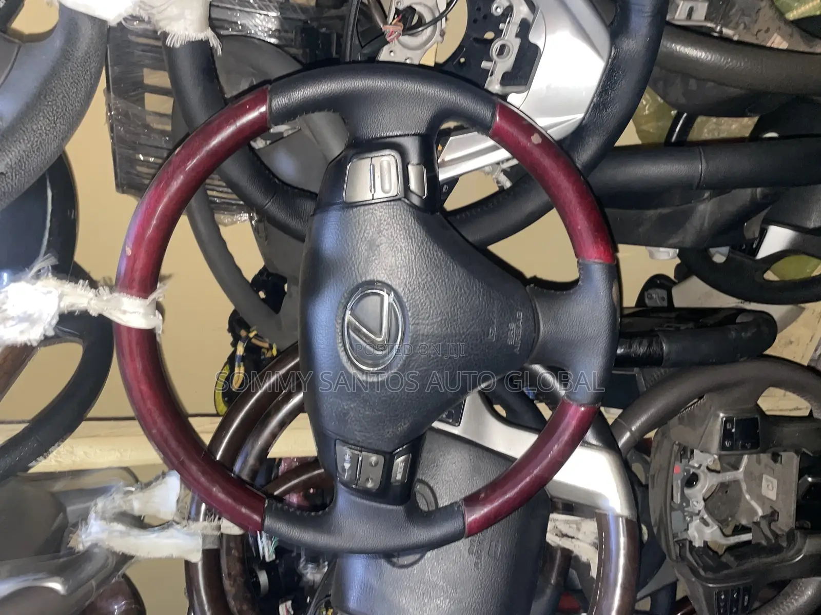 Steering Wheel for Lexus Es350 Available