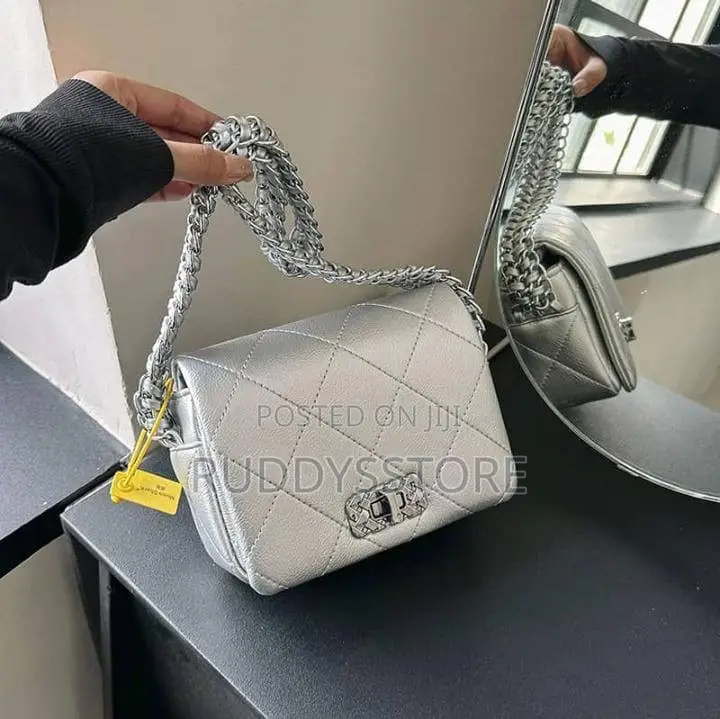 Luxury Moun Shark