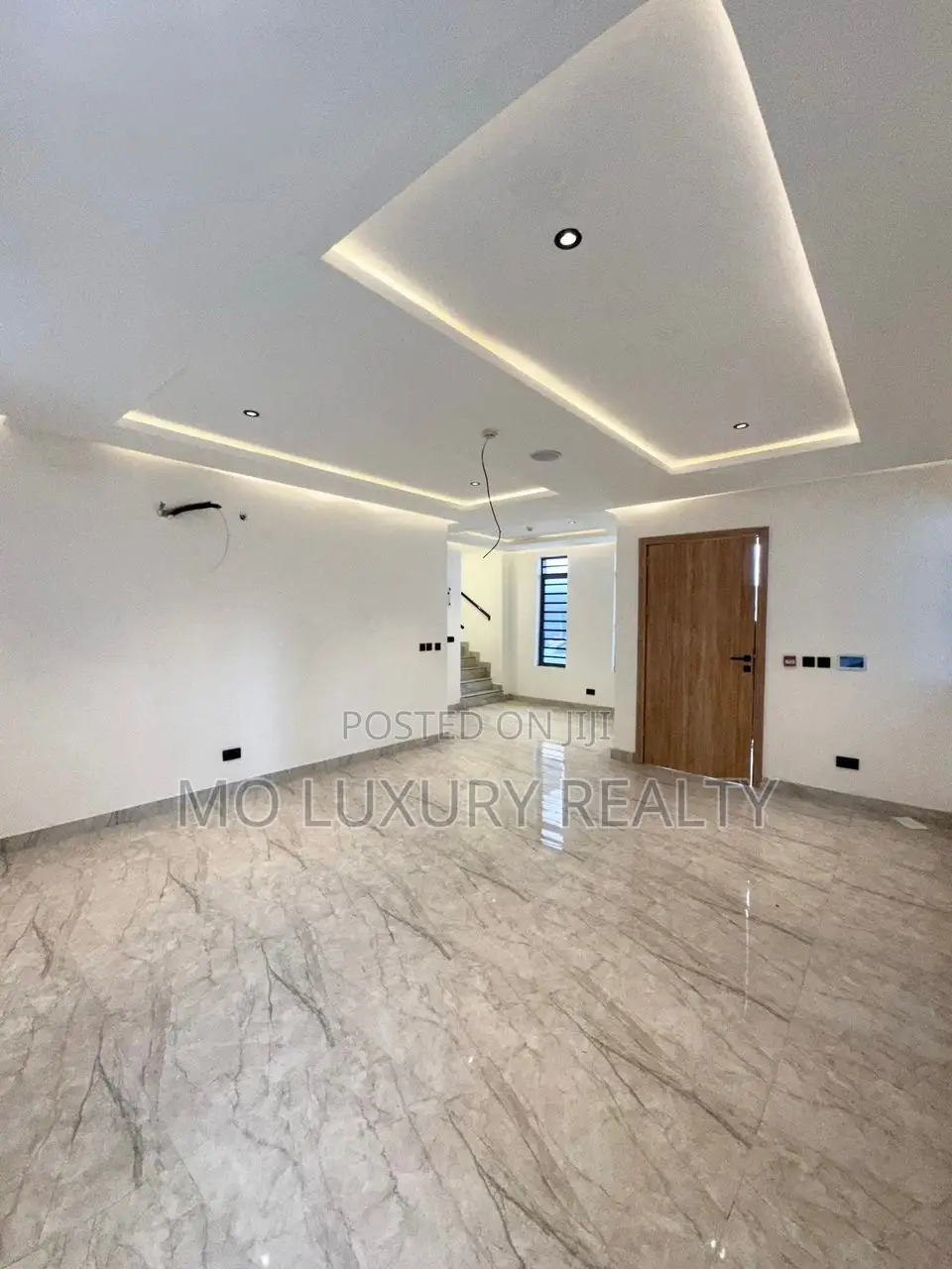 4bdrm Townhouse / Terrace in Lekki for rent