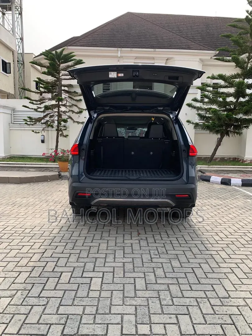 Toyota Grand Highlander Platinum AWD 2024 Blue