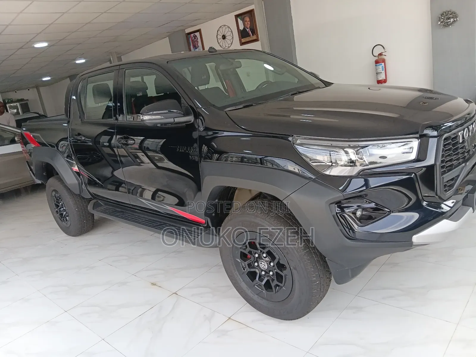 New Toyota Hilux 2025 Black