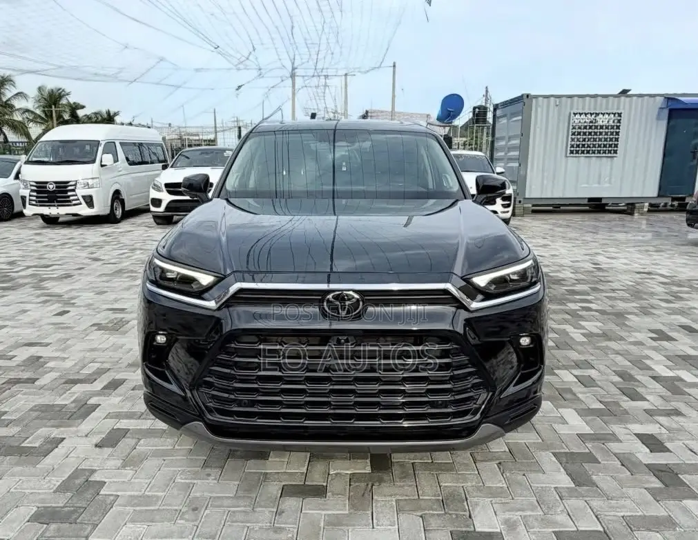 Toyota Grand Highlander Limited AWD 2024 Black