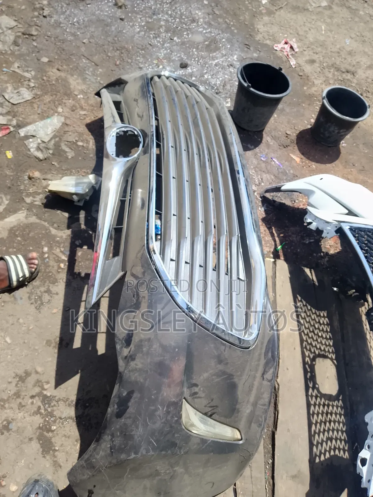 Complete Front Bumper Avalon 2018