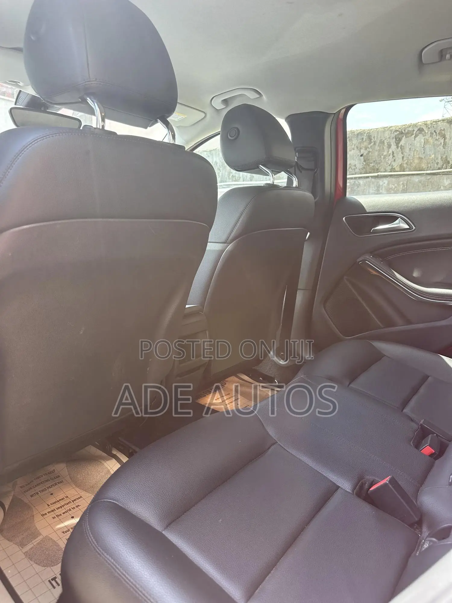 Mercedes-Benz GLA 250 2015 Red