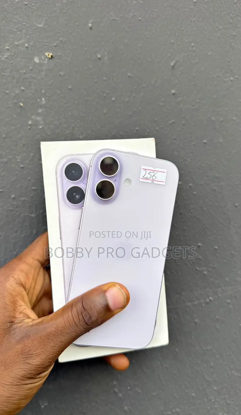 New Apple iPhone 17 256 GB