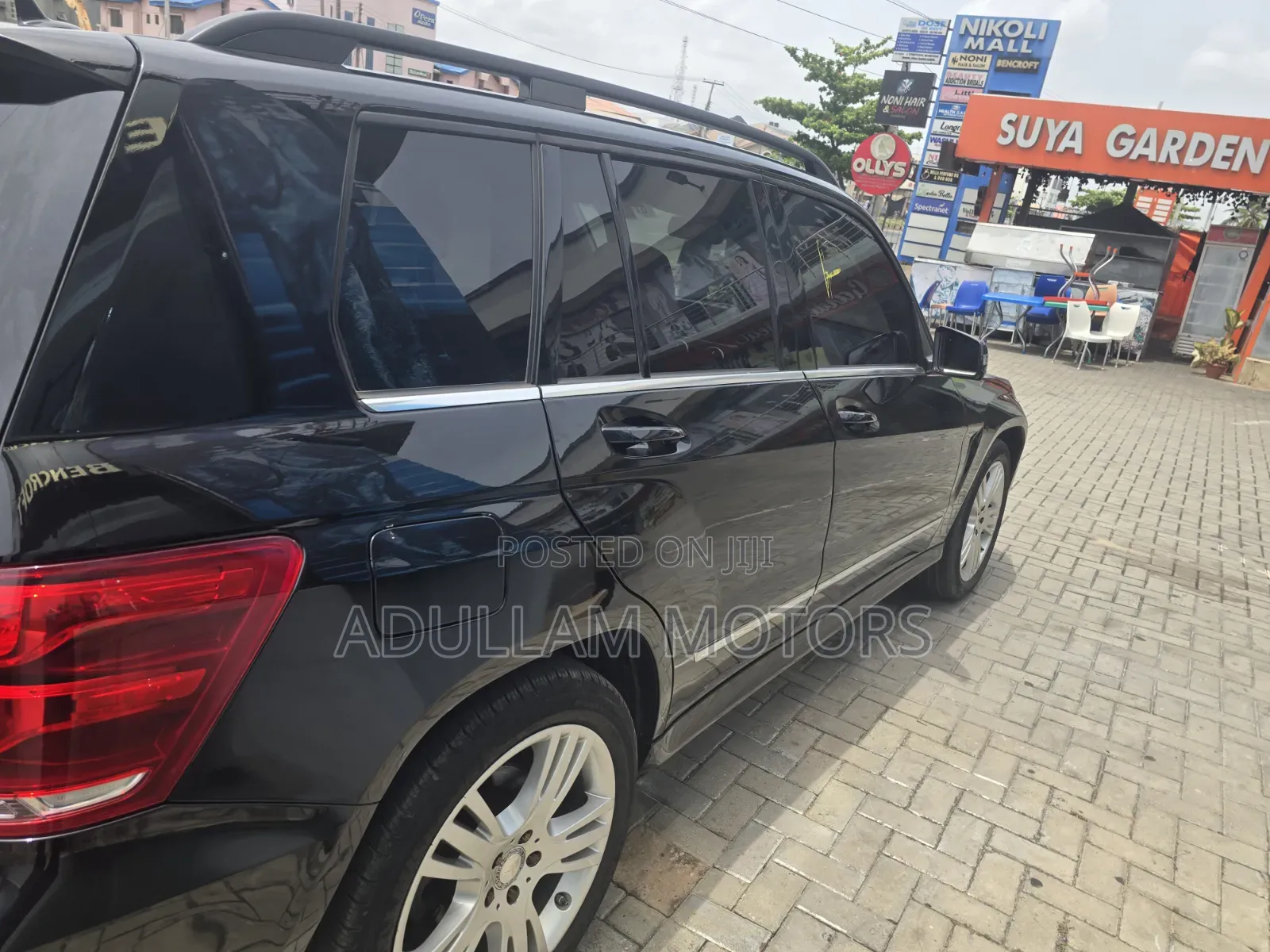 Mercedes-Benz GLK-Class Base GLK 250 BlueTEC 4dr AWD 4MATIC (2.1L 4cyl)