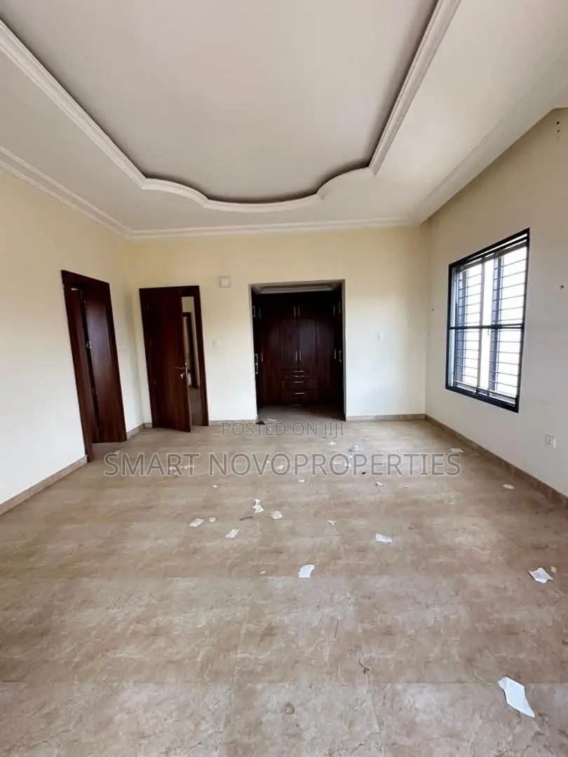5bdrm Duplex in Asokoro for rent