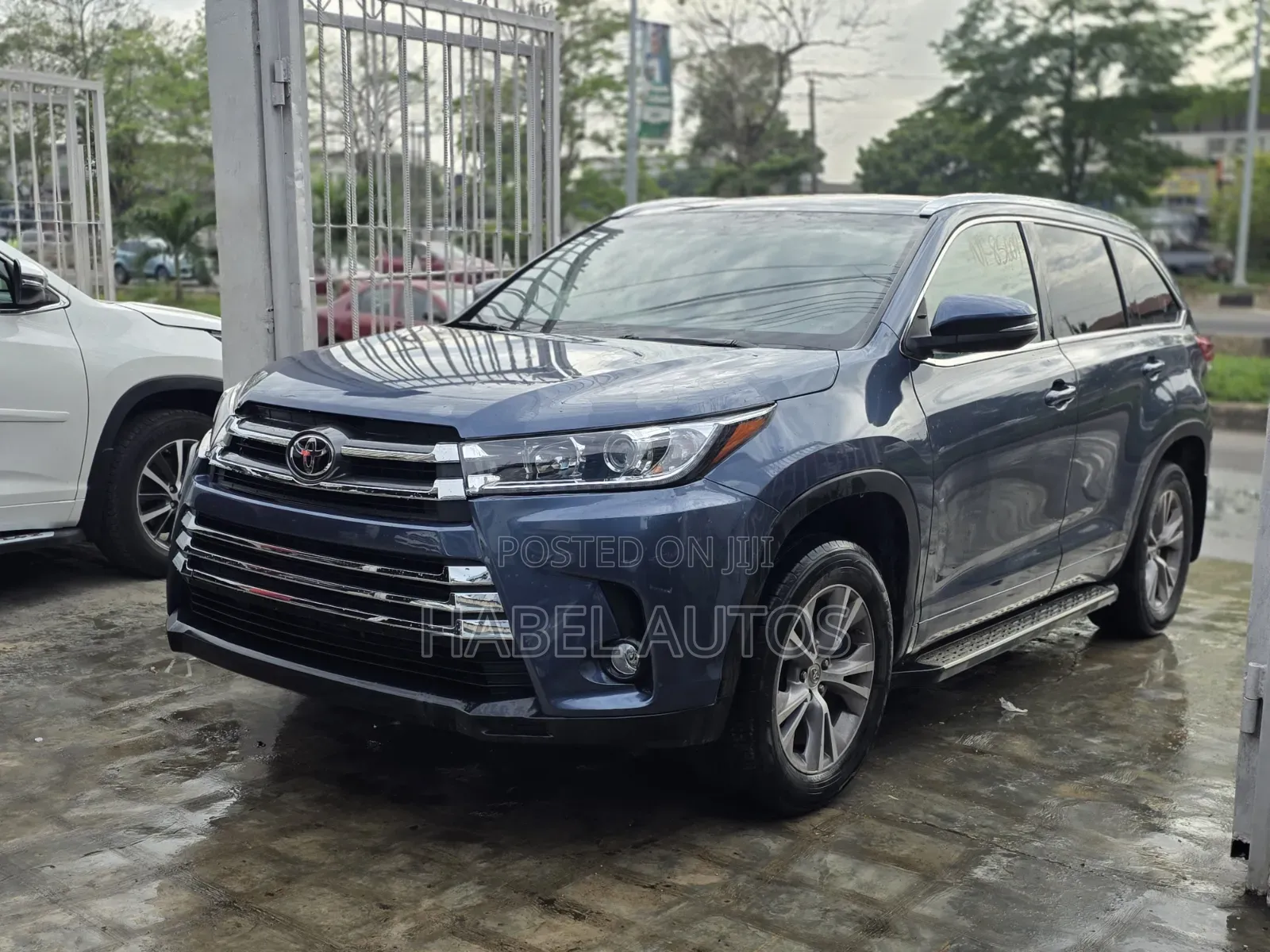 Toyota Highlander XLE V6 4x4 (3.5L 6cyl 6A) 2016 Blue
