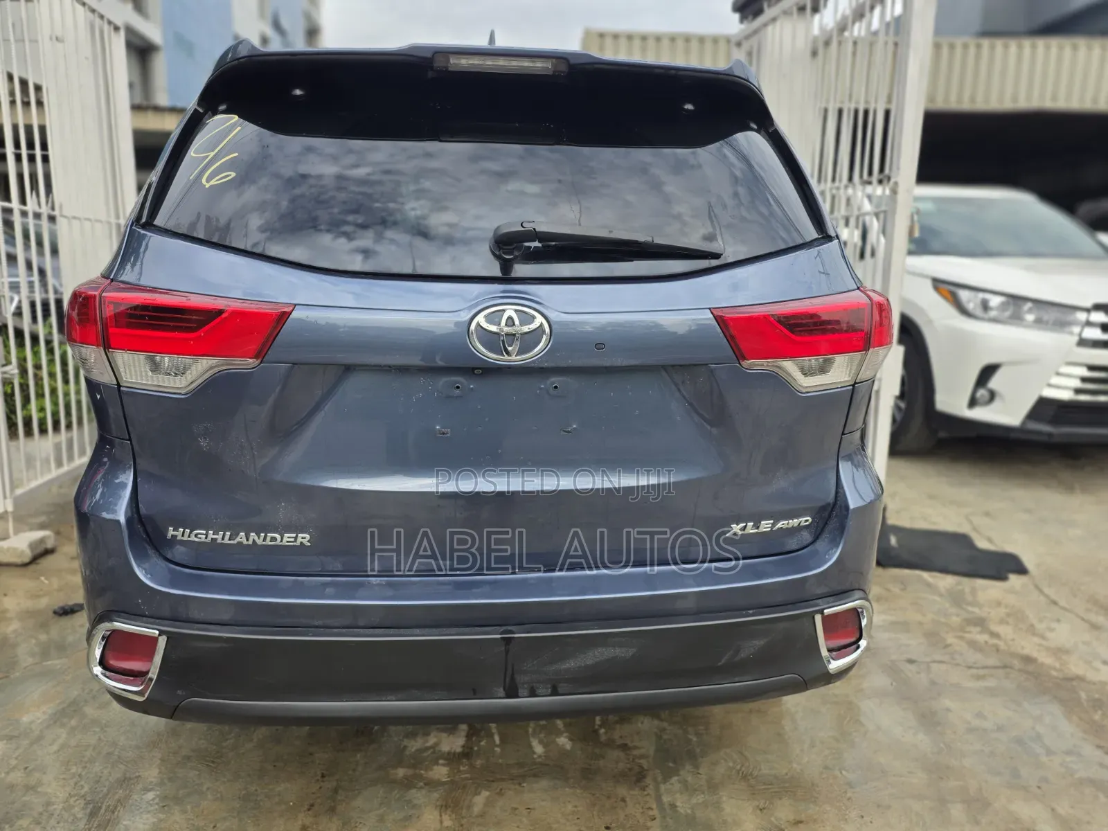 Toyota Highlander XLE V6 4x4 (3.5L 6cyl 6A) 2016 Blue