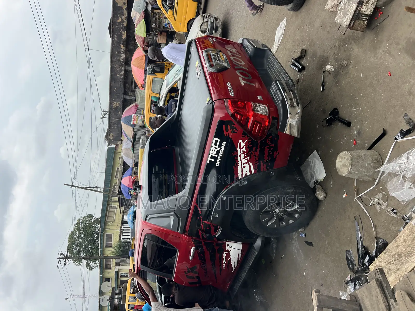 Rolling Booth Cover With TRD Spoiler