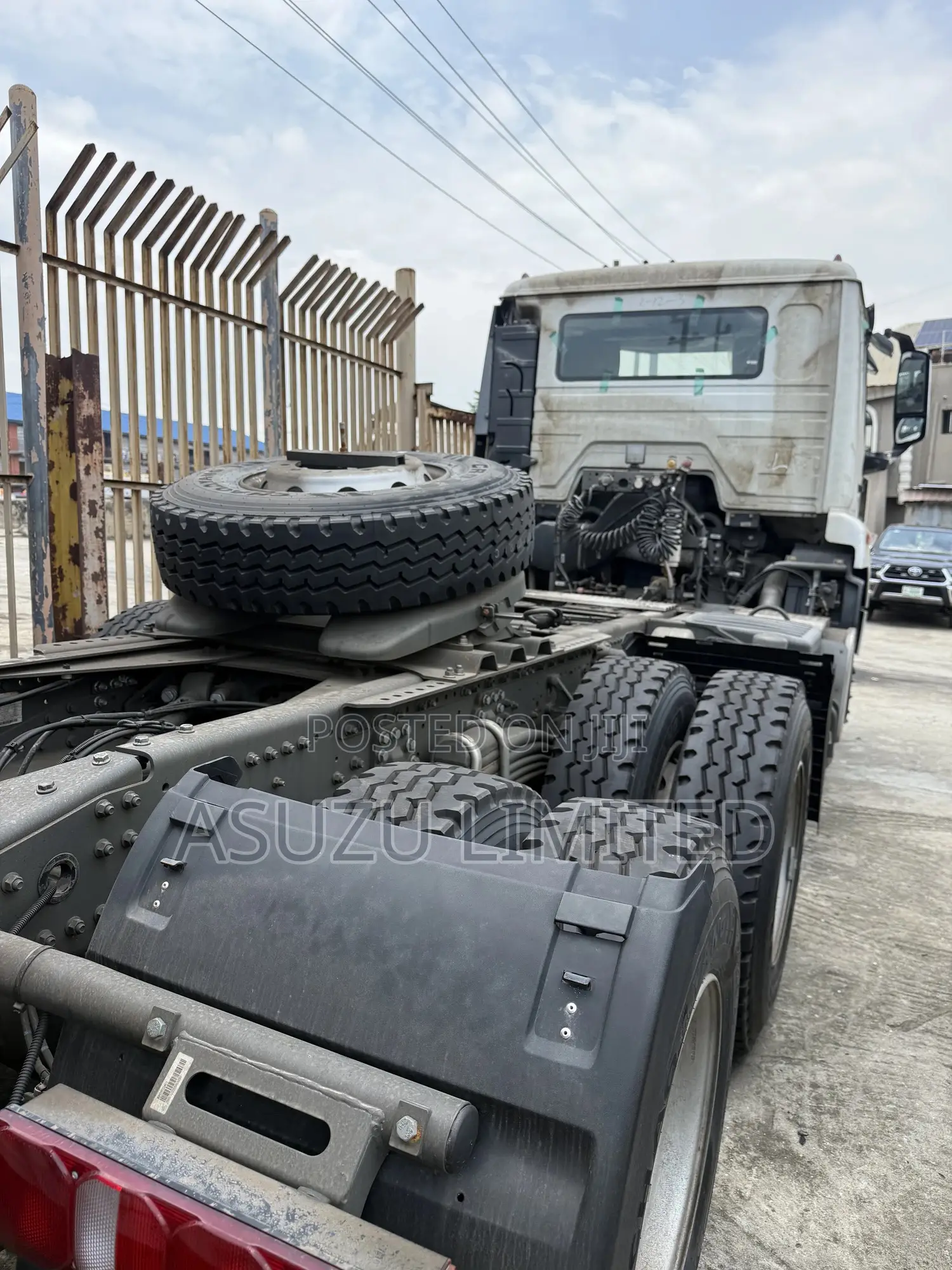 2025 Howo 380 Trailer Head