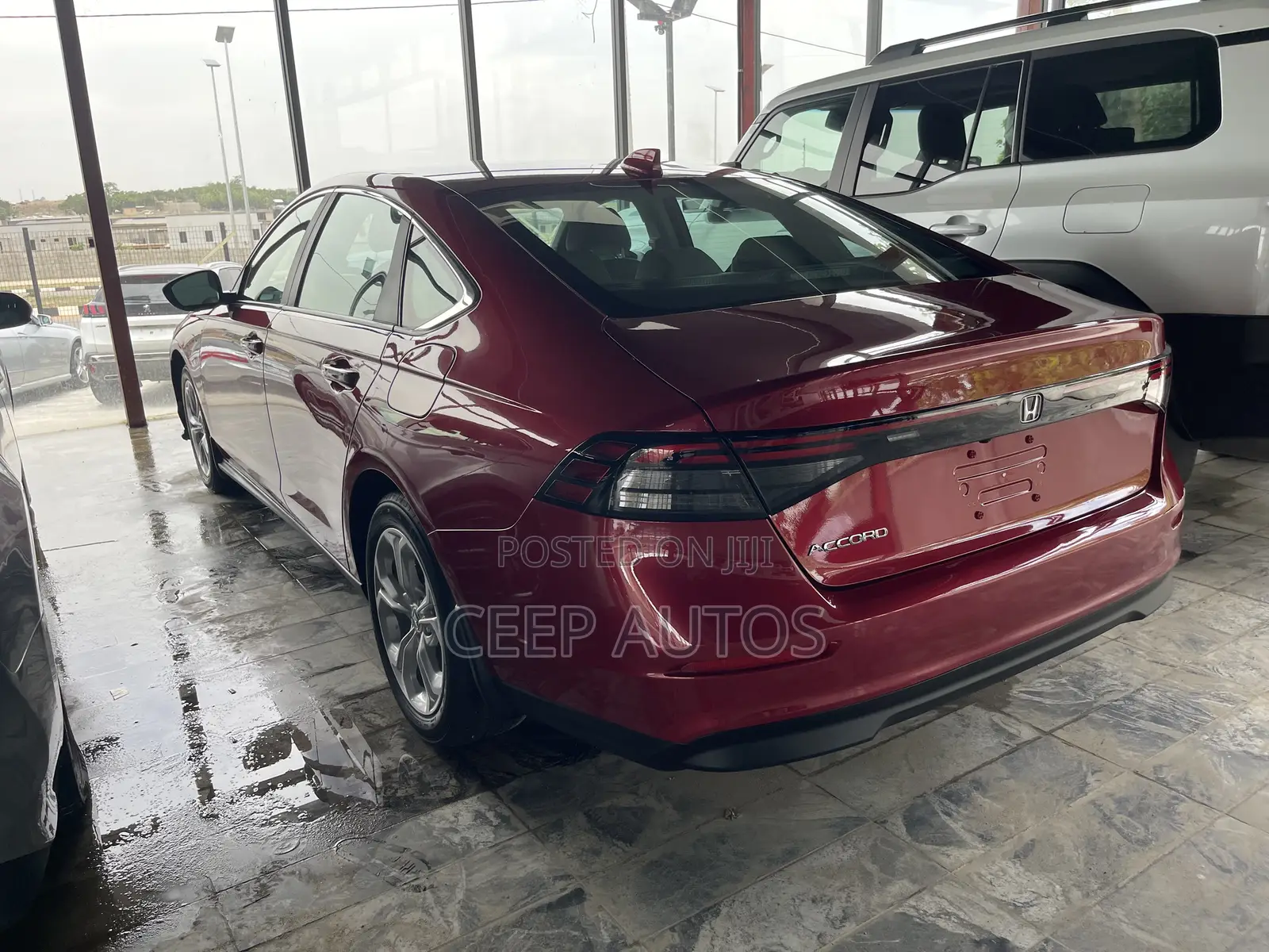 Honda Accord 2005 Red