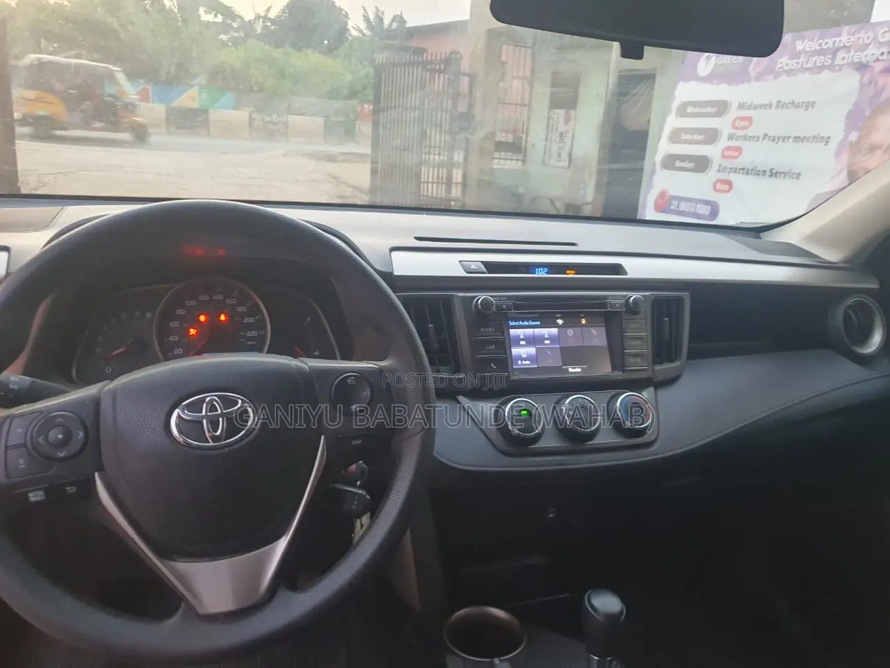 Toyota RAV4 LE 4dr SUV (2.5L 4cyl 6A) 2015 Red