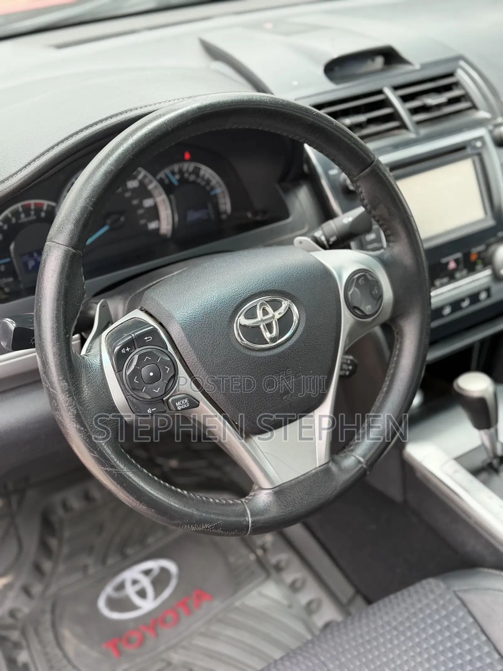 Toyota Camry 2014 Red