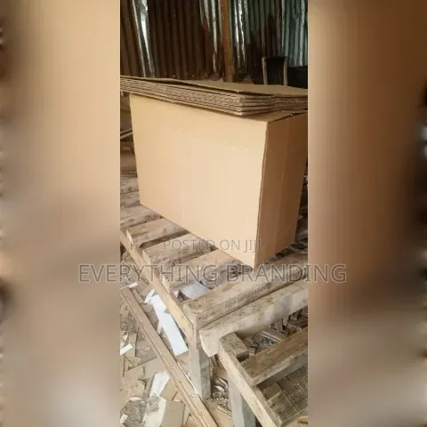 Lightweight Brown Packaging Box 18×9×16in 3ply Carton