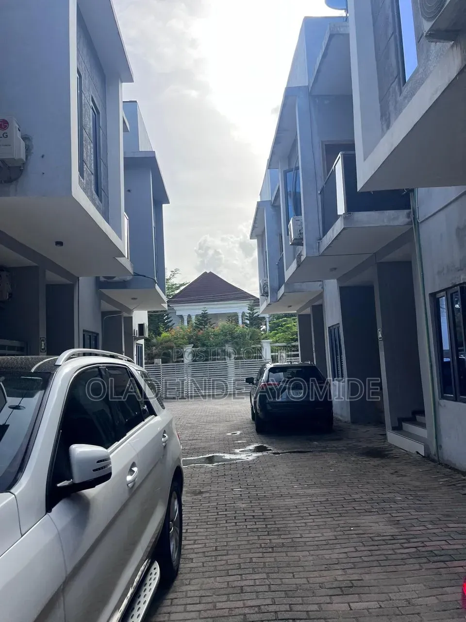 Mini Flat in Lakeville Estate, Agungi for rent