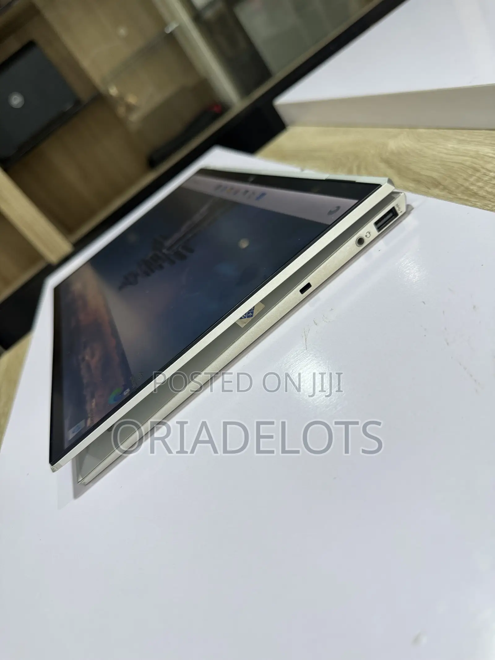 Laptop HP EliteBook x360 1040 G7 16GB Intel Core i7 SSD 512GB