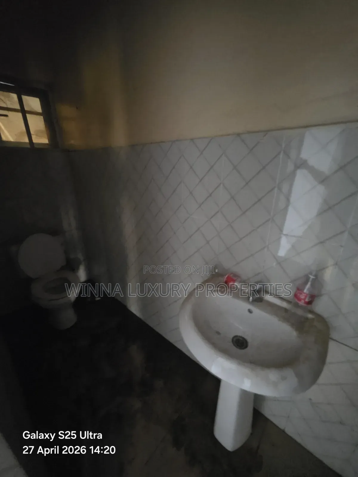 3bdrm Apartment in River Park Estate, Lugbe District for rent