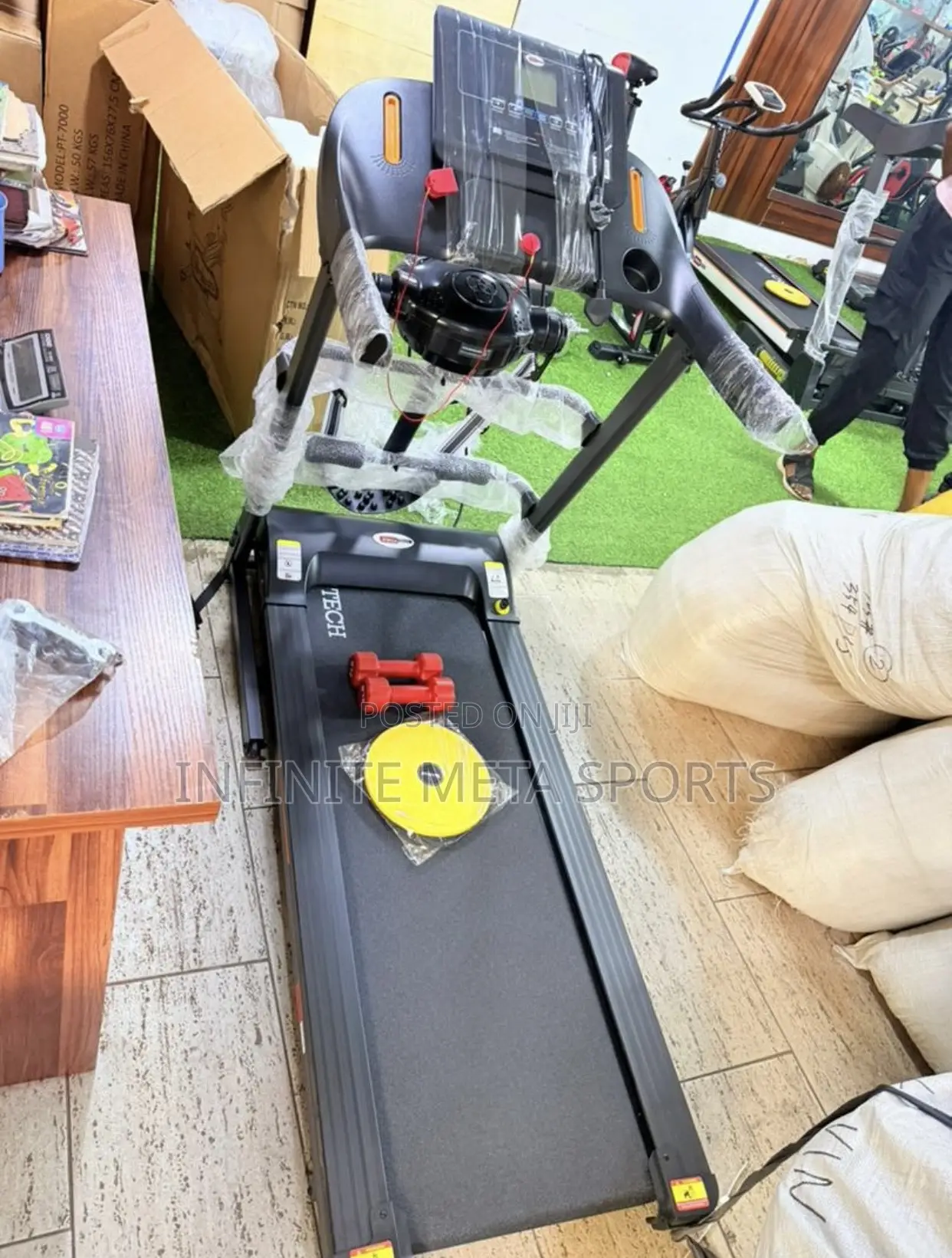 2hp Treadmill With Incline, Massager and Dumbbell