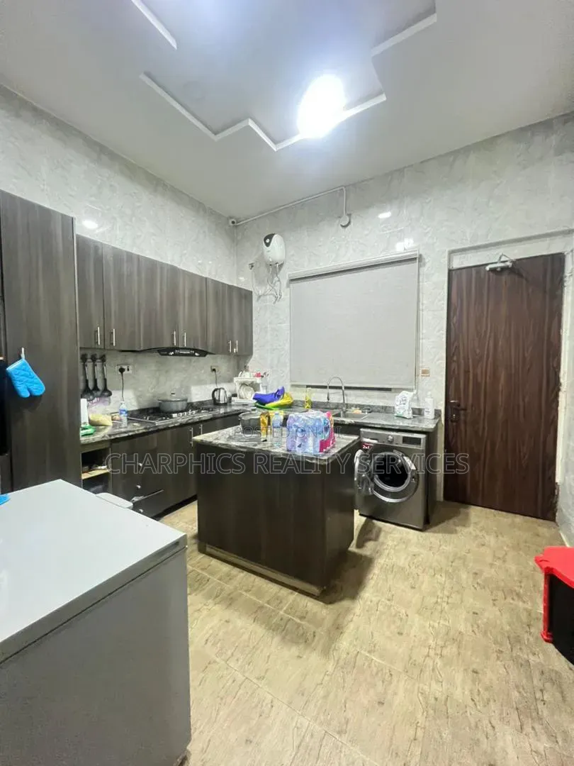 Furnished 4bdrm Duplex in Lekki Phase 2 for rent