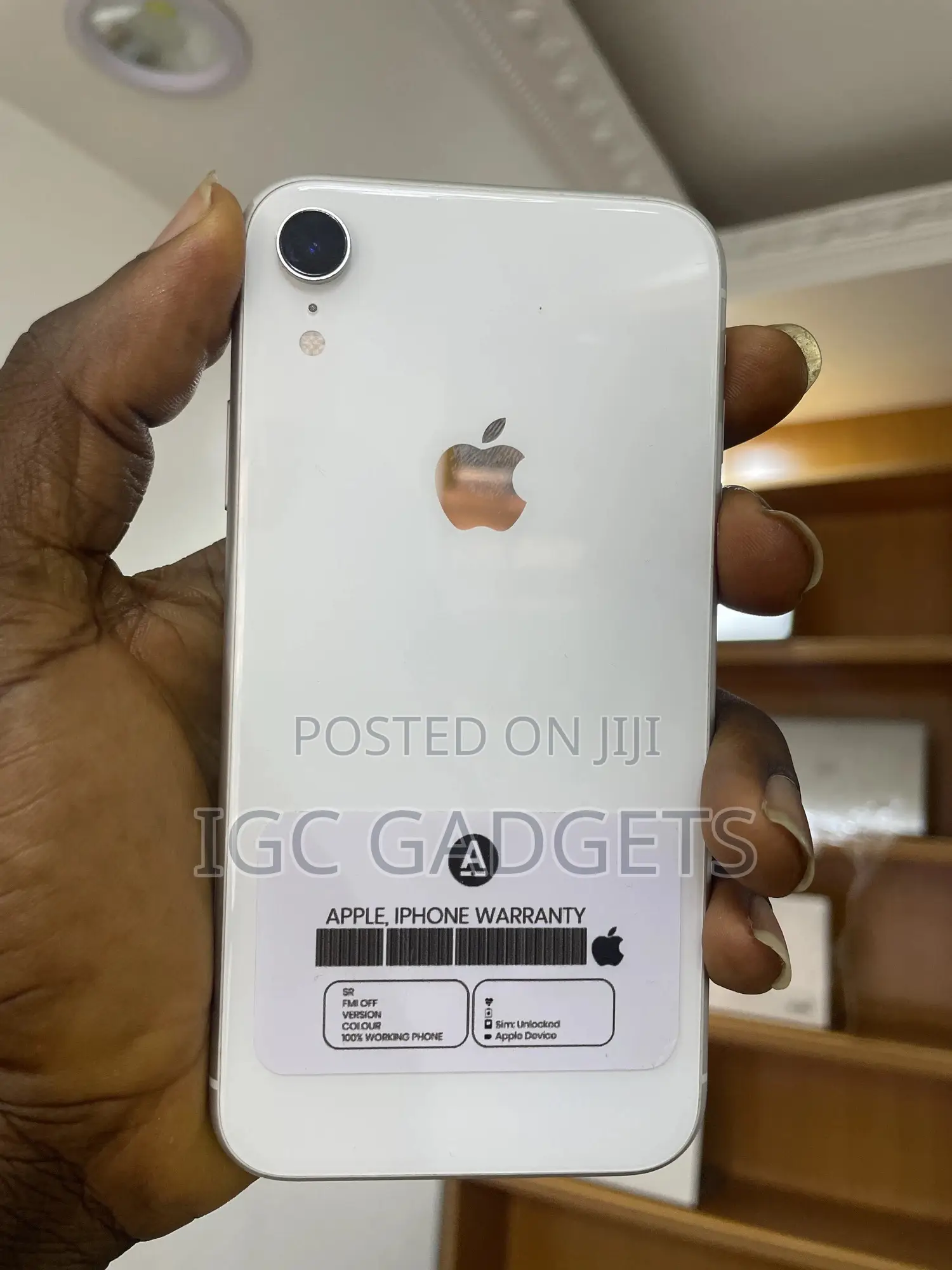 Apple iPhone XR 64 GB White