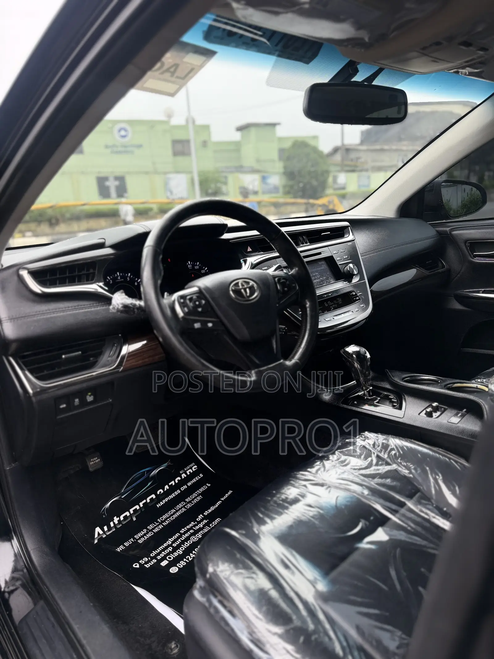 Toyota Avalon XLE Premium Sedan FWD (3.5L 6cyl 6A) 2013 Black