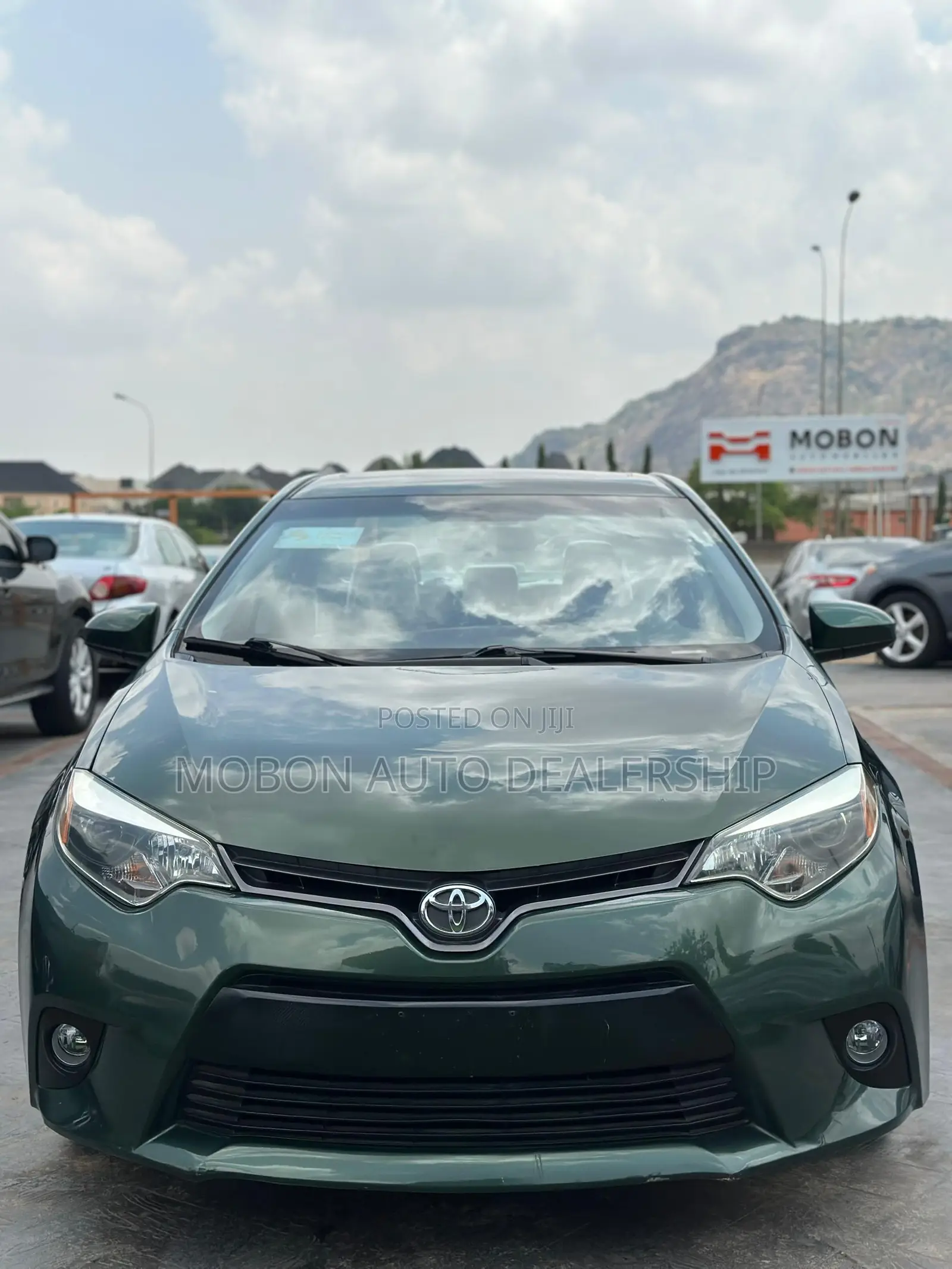 Toyota Corolla 2015 Green