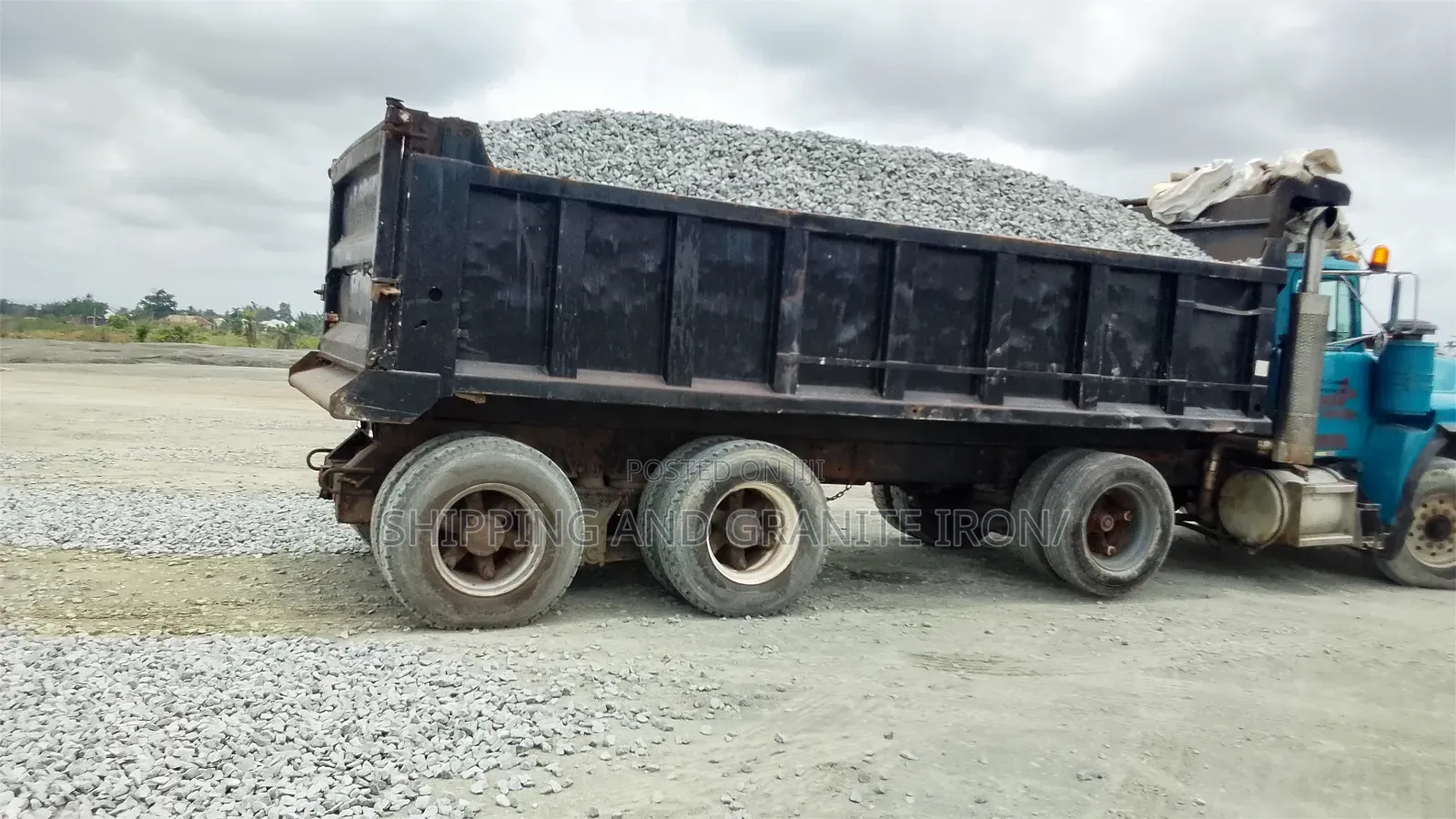 All Size of Material Are Available for Granite and Chipping
