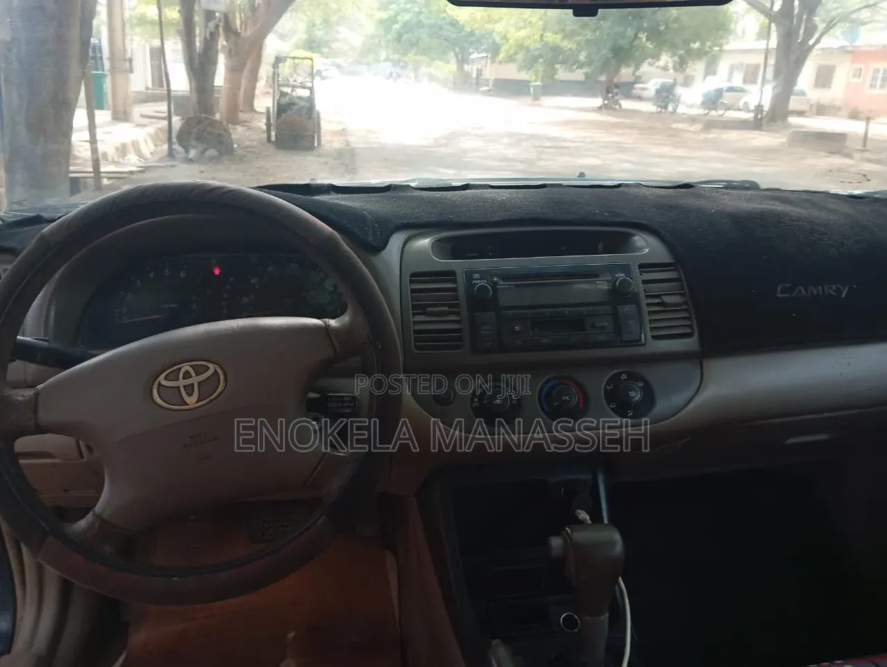 Toyota Camry LE 4dr Sedan (2.4L 4cyl 5M) 2004 Black