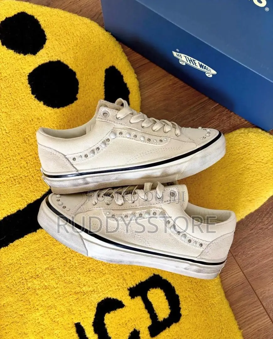 Pearlized Marshmallow Old Skool Sneakers /Buy One Get a Free Sock
