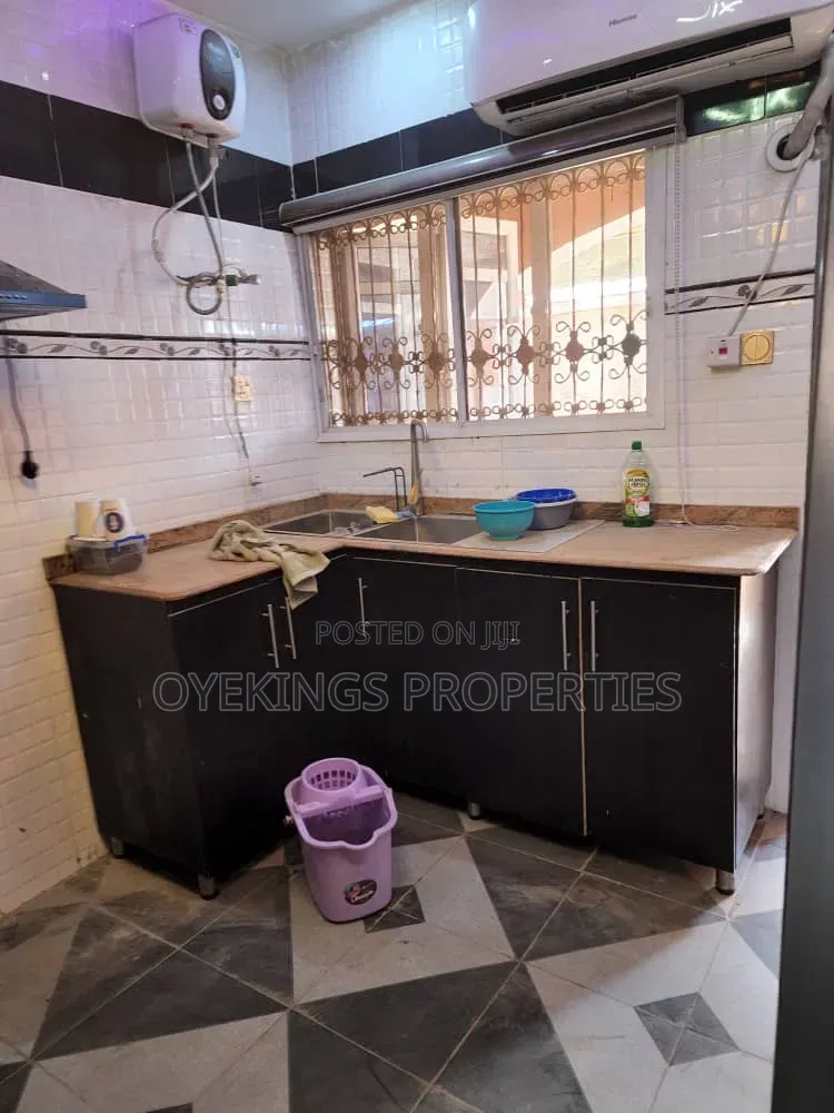 3bdrm Bungalow in Idi Ape, Akobo for sale